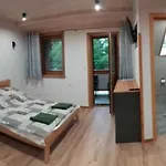 Akacjowe Wzgorze *