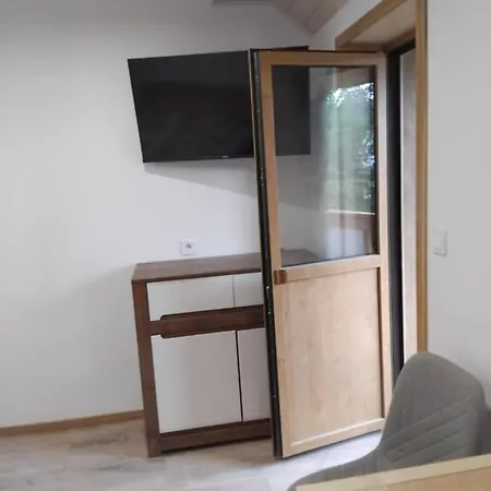 Akacjowe Wzgorze Apartment