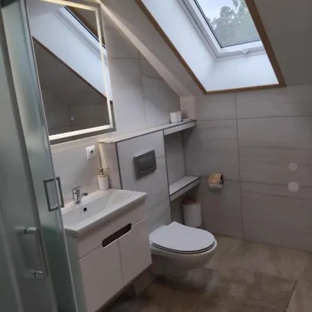 Apartment Akacjowe Wzgorze *