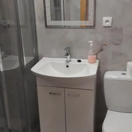 Akacjowe Wzgorze Apartment